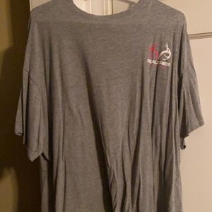 Realtree women’s shirt